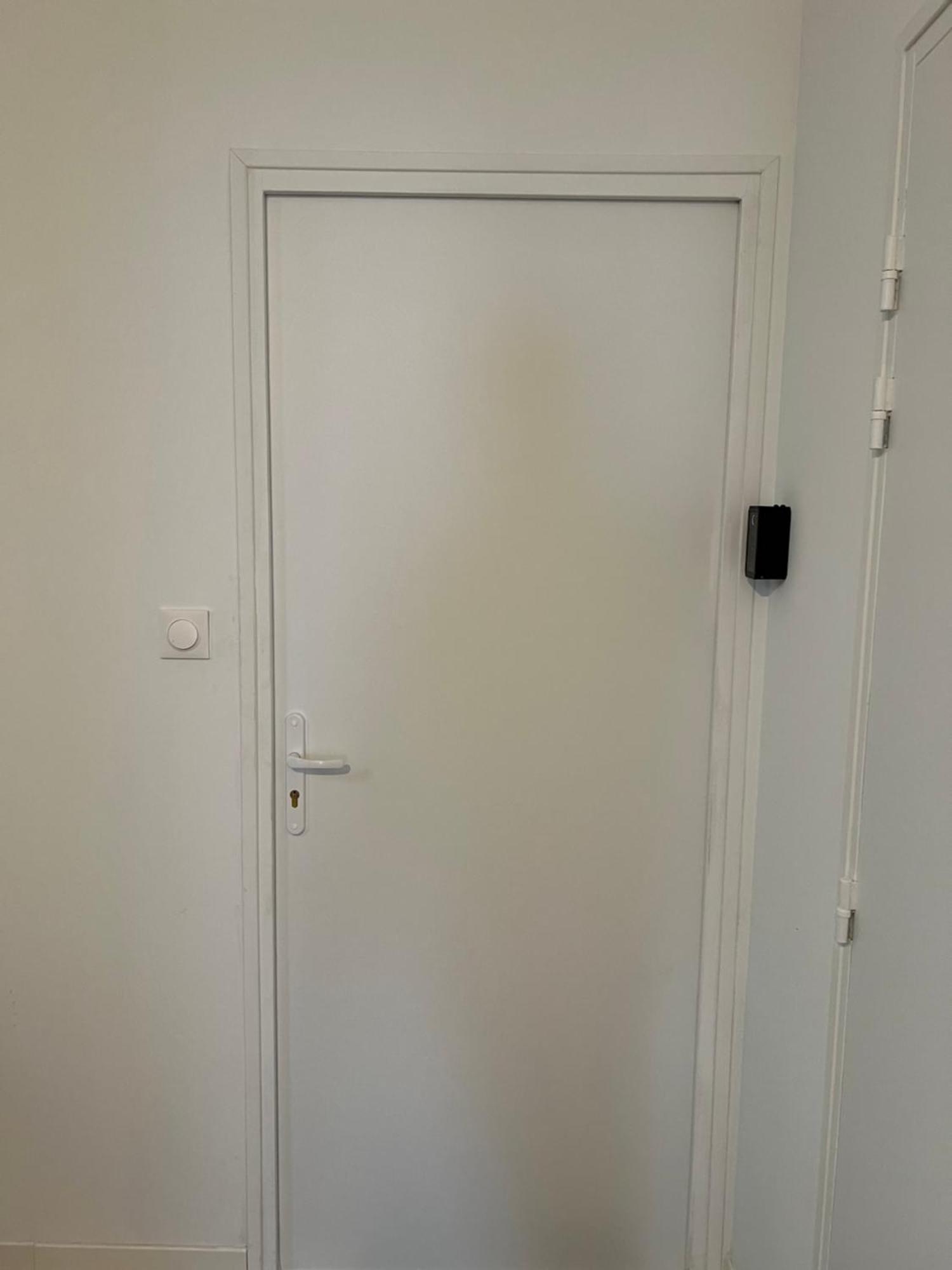 Fenix Appartement T2 40 M2 Cosy Rdc Plein Centre Ville Pierrelatte Εξωτερικό φωτογραφία